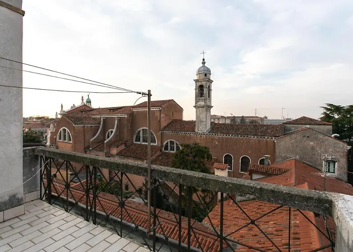 דירה Lance With Lift, 2 Minutes Walk From The Train Station ונציה