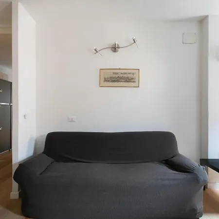 Lance With Lift, 2 Minutes Walk From The Train Station Apartment Venedig